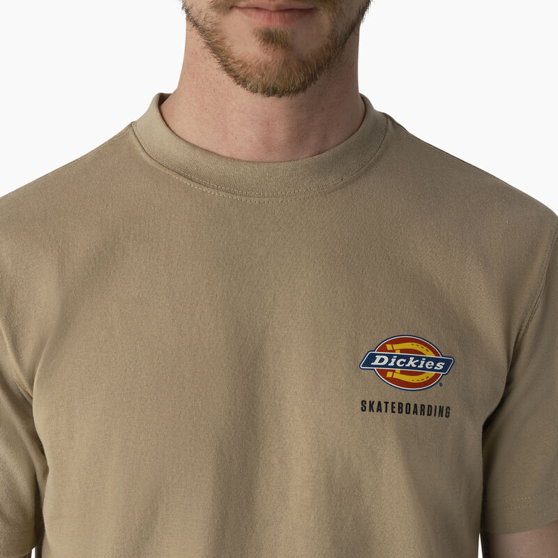 Dickies Skateboarding Regular Fit Chest Logo T-Shirt Desert Sand ID-sHbQ5FRd