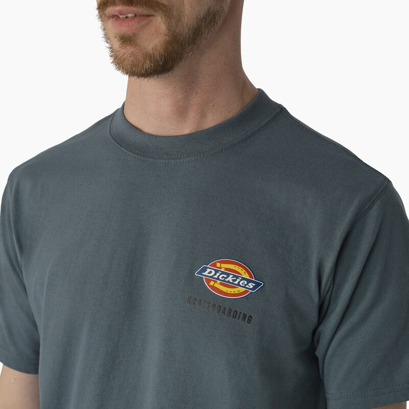 Dickies Skateboarding Regular Fit Chest Logo T-Shirt Lincoln Green ID-zbKwTlgL